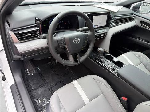 New 2026 Toyota Camry SE FWD image 13