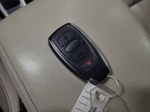 Used 2019 Subaru Ascent Premium image 17