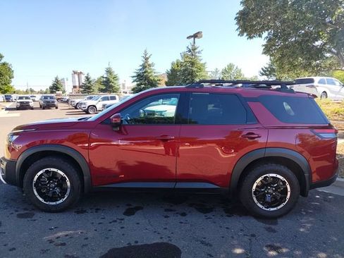 Used 2024 Nissan Pathfinder Rock Creek AWD/4WD image 6