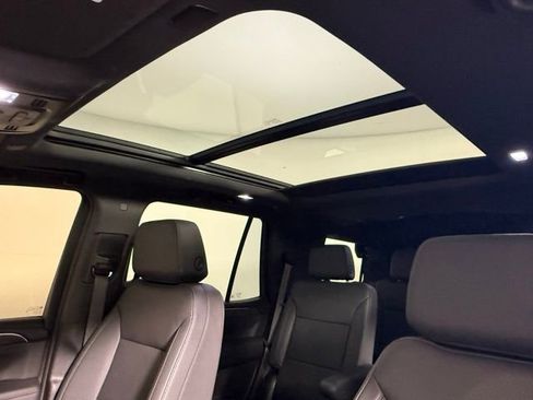 Used 2023 Chevrolet Tahoe Z71 w/ Luxury Package image 32