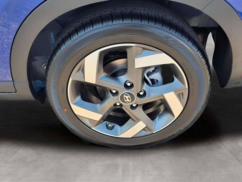 New 2025 Hyundai Venue Limited image 15