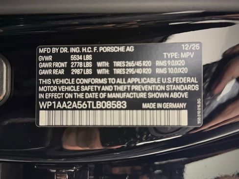 New 2026 Porsche Macan image 29