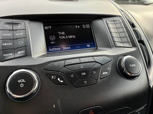 Used 2016 Ford Edge SE FWD image 23
