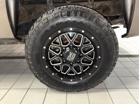 Used 2013 GMC Sierra 2500 SLE image 12