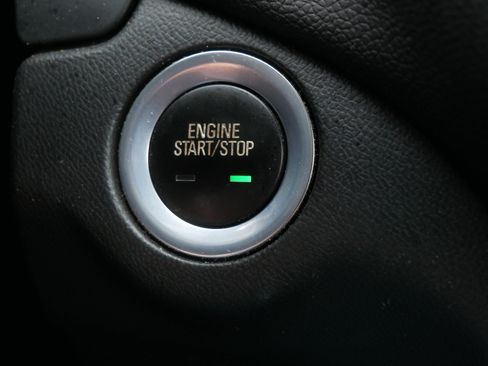 Used 2019 Chevrolet Equinox LT AWD/4WD image 26