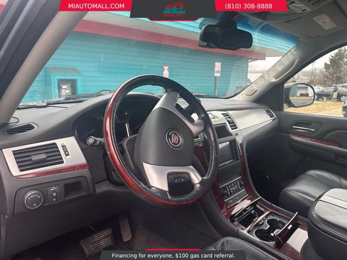 Used 2008 Cadillac Escalade AWD image 9