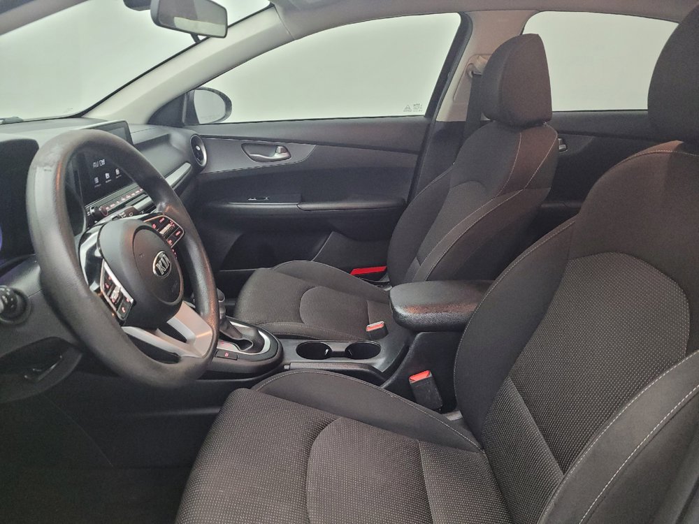 Used 2020 Kia Forte LXS FWD image 17
