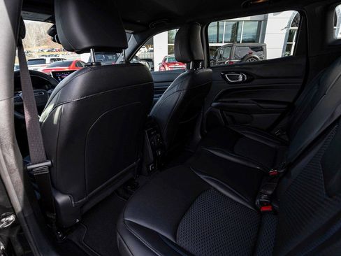 New 2026 Jeep Compass Latitude AWD/4WD image 27