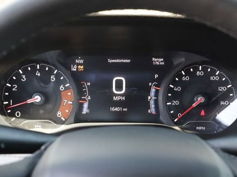 Used 2025 Jeep Compass Limited AWD/4WD image 25