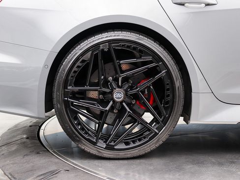 Used 2021 Audi RS 6 w/ Executive Package AWD/4WD image 15
