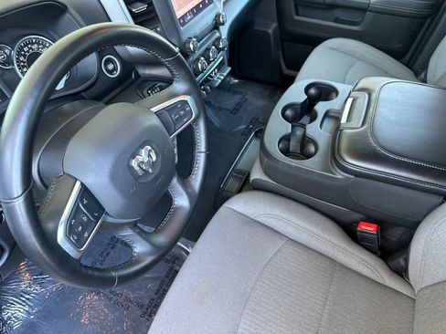 Used 2024 RAM 2500 Big Horn w/ Bed Utility Group image 10