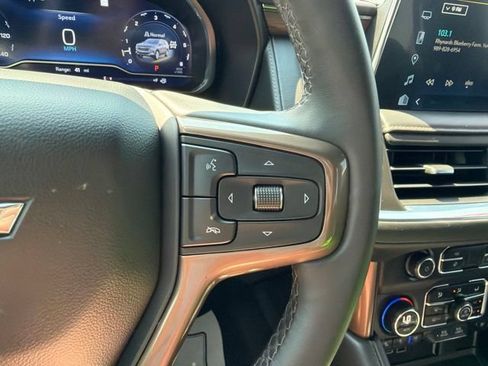 Used 2023 Chevrolet Tahoe High Country AWD/4WD image 30