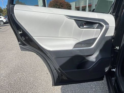 New 2025 Toyota RAV4 XLE Premium image 16