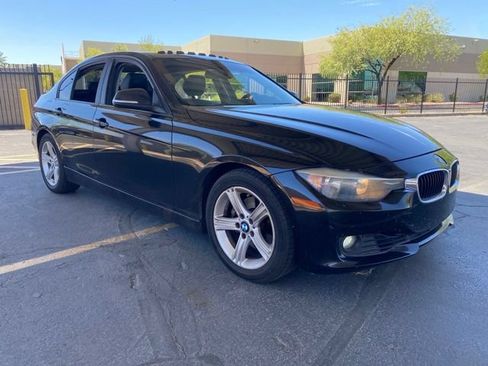 Used 2013 BMW 328i Sedan RWD image 4