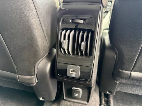 Certified 2022 Jeep Compass Limited w/ Sun and Sound Group AWD/4WD image 30