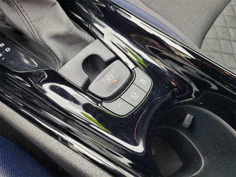 Certified 2022 Toyota C-HR XLE image 17