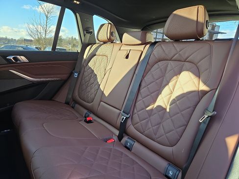 New 2026 BMW X5 xDrive40i image 5