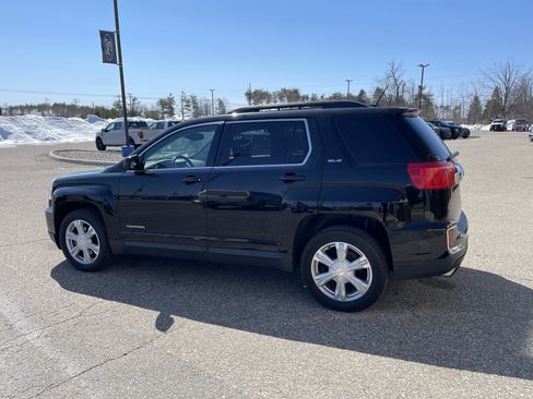 Used 2017 GMC Terrain SLE image 6
