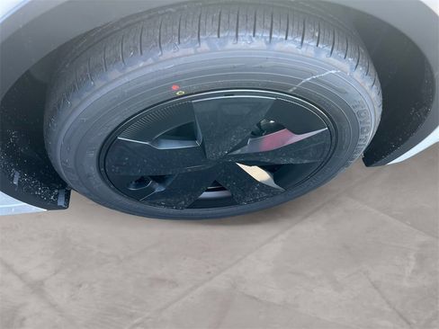 New 2026 Toyota Prius LE image 14