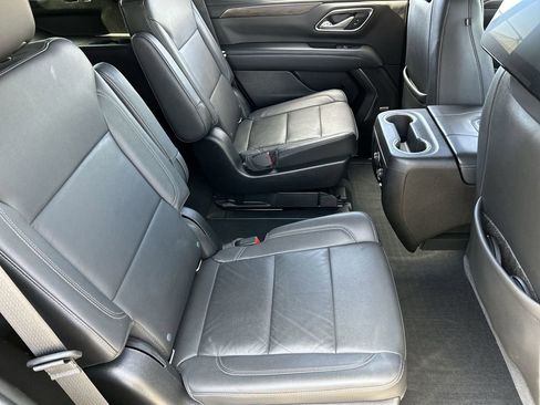 Used 2021 Chevrolet Tahoe Z71 w/ Z71 Off-Road Package AWD/4WD image 28