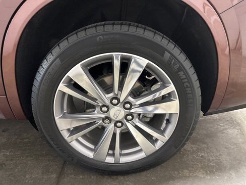 Used 2023 Cadillac XT6 Premium Luxury image 43