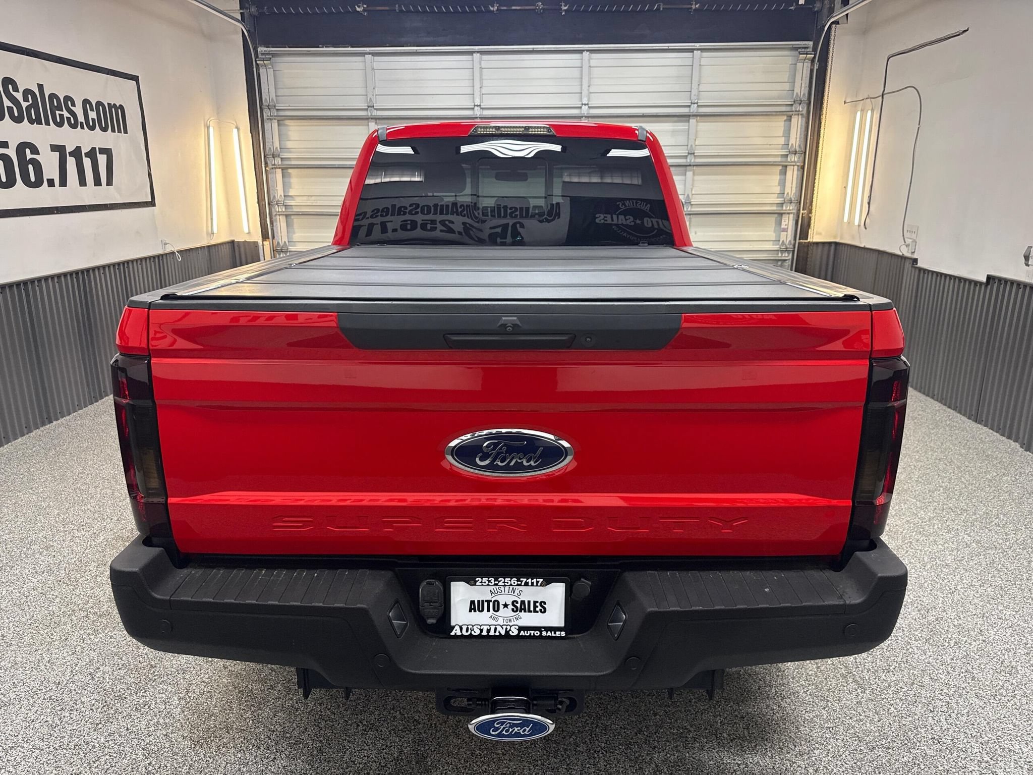 Used 2017 Ford F350 Lariat w/ Camper Package AWD/4WD image 4