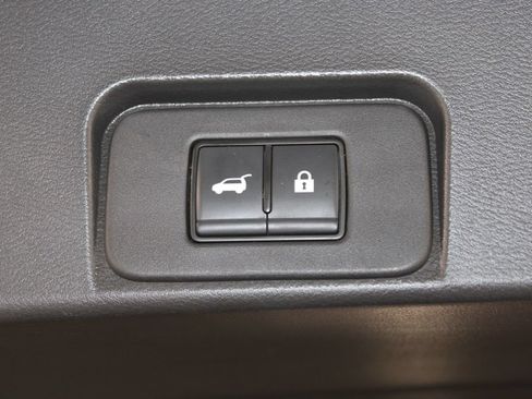 Used 2023 Nissan Rogue SL w/ SL Premium Package FWD image 14
