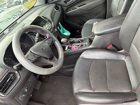 Used 2023 Chevrolet Equinox RS w/ RS Leather Package FWD image 4