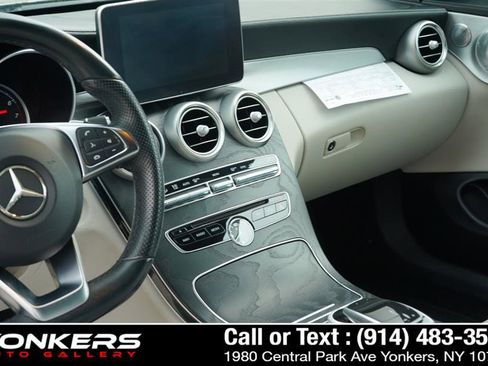 Used 2017 Mercedes-Benz C 300 4MATIC Cabriolet image 39