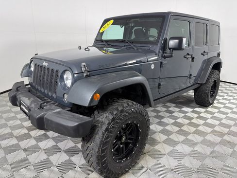 Used 2016 Jeep Wrangler Unlimited Rubicon w/ Connectivity Group image 9