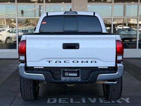 Used 2021 Toyota Tacoma SR5 image 11