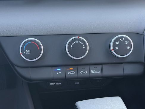 New 2026 Hyundai Elantra SE image 19