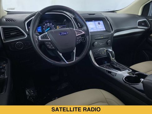 Used 2017 Ford Edge SEL w/ Equipment Group 201A AWD/4WD image 2