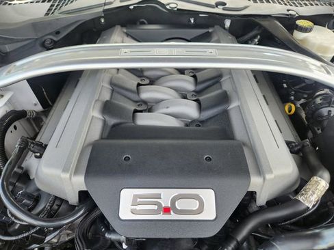 Used 2017 Ford Mustang GT Premium w/ Equipment Group 401A RWD image 22