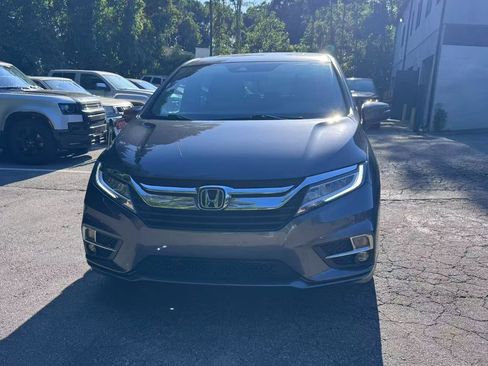 Used 2020 Honda Odyssey Touring image 2