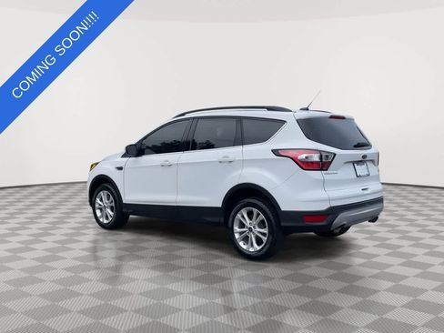 Used 2018 Ford Escape SE AWD/4WD image 6