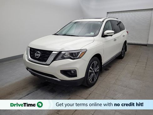 Used 2020 Nissan Pathfinder Platinum image 1