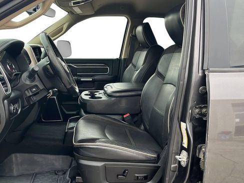 Used 2019 RAM 3500 Laramie AWD/4WD image 9