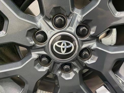 Certified 2026 Toyota Tundra Platinum AWD/4WD image 17