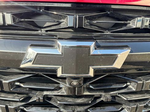 Certified 2024 Chevrolet Traverse RS image 32