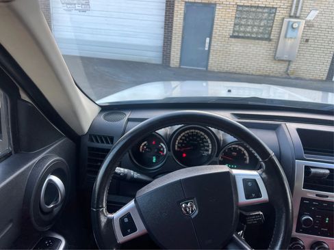 Used 2007 Dodge Nitro R/T RWD image 19
