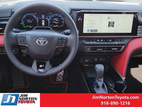 Used 2025 Toyota Camry XSE w/ Premium Plus Package image 30