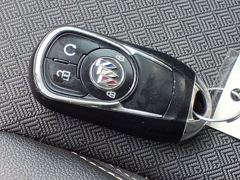 Used 2023 Buick Encore GX Preferred w/ Cold Weather Comfort Package AWD/4WD image 27