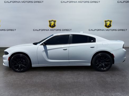 Used 2023 Dodge Charger SXT w/ Cold Weather Package RWD image 2