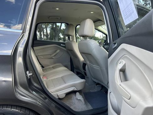 Used 2015 Ford C-MAX Energi SEL FWD image 20