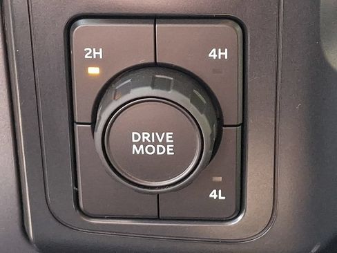 Used 2022 Ford F150 XLT w/ Equipment Group 301A Mid AWD/4WD image 25
