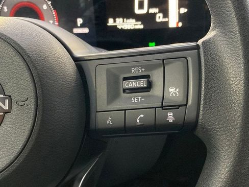 Used 2025 Nissan Kicks S FWD image 16