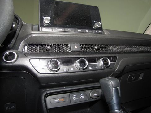 Certified 2023 Honda CR-V EX image 9