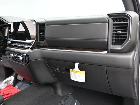 New 2026 GMC Sierra 2500 SLE image 34