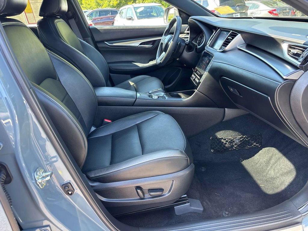 Certified 2025 INFINITI QX55 Luxe w/ Cargo Package AWD/4WD image 15